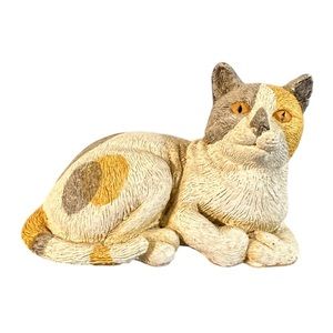 Vintage Marty Sculpture Vermont Calico Cat Figurine Stoneware  5 1/2”L x 3 3/8”H